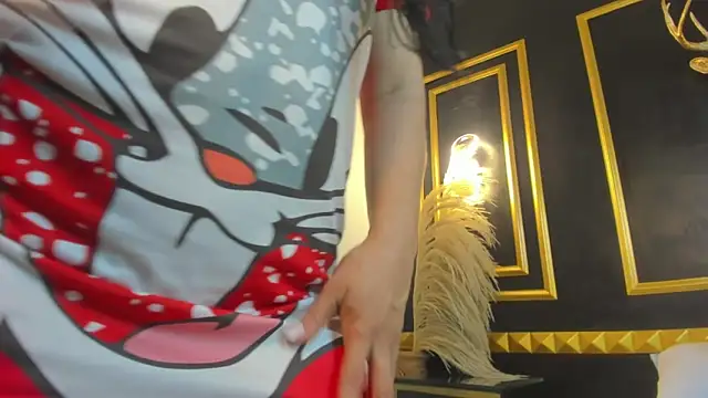 bella_bread's cam snapshot