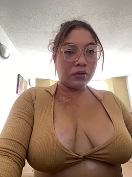 WhiteWomen's cam snapshot