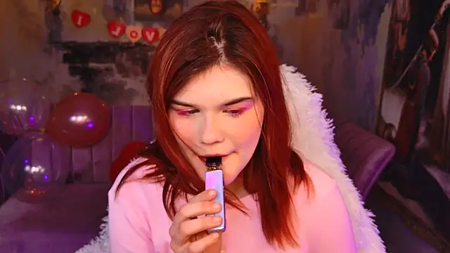 EllieFoxy's cam snapshot