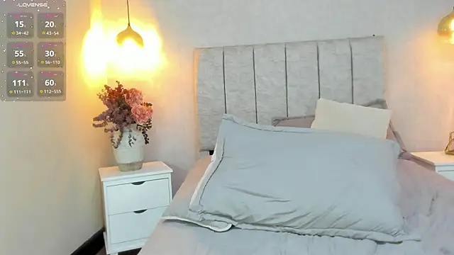 zara_milf's cam snapshot