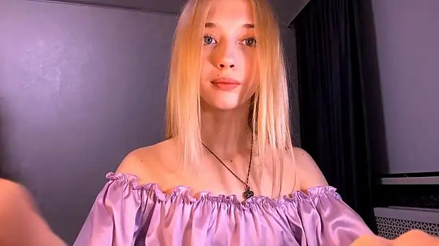 TaliCaan's cam snapshot