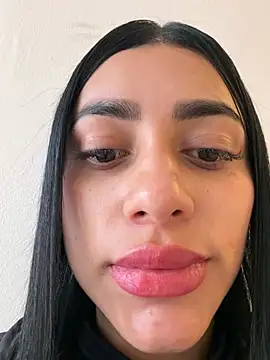 AlannaEvons live sex cam