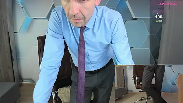 SteveTiger live sex cam