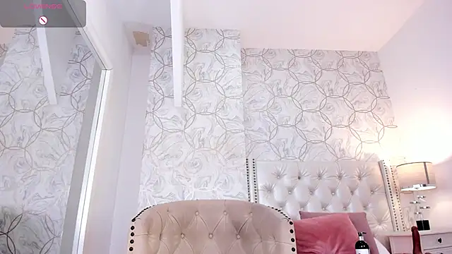 amara_rousse's cam snapshot