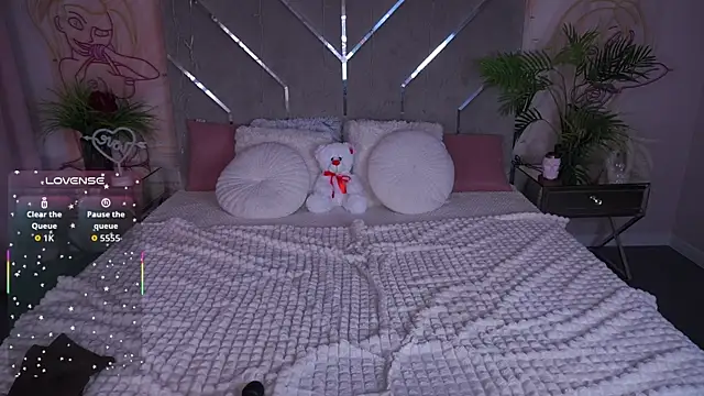 MirielleNymph's cam snapshot