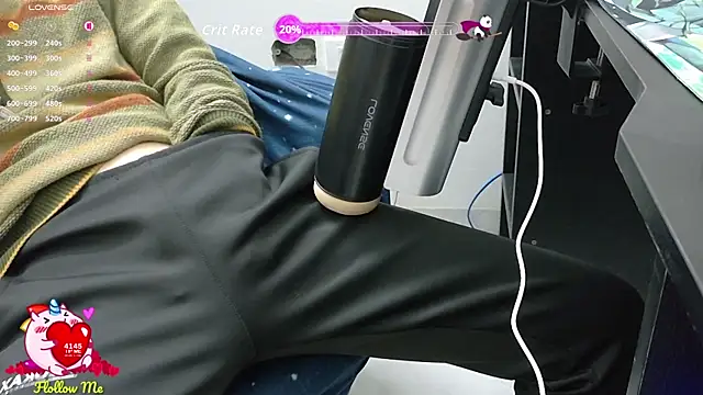 -_kur_- live sex cam