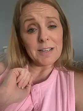 madamlillyrose live sex cam