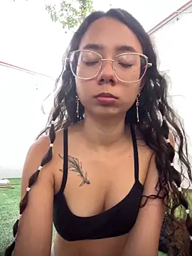 alicia-petite live sex cam