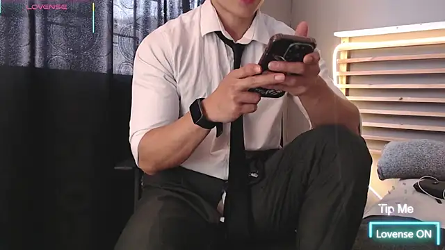 PaulEvens live sex cam