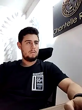 ryan_evannss's cam snapshot