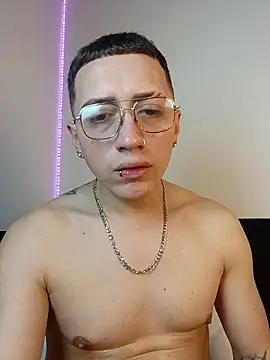 Emmanuel_Lust's cam snapshot