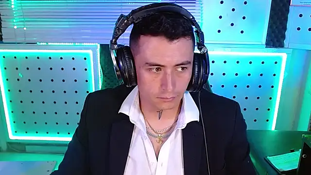 Godofcumxxx's cam snapshot