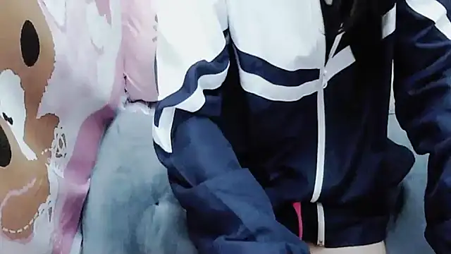 Alice-Hot88 live sex cam