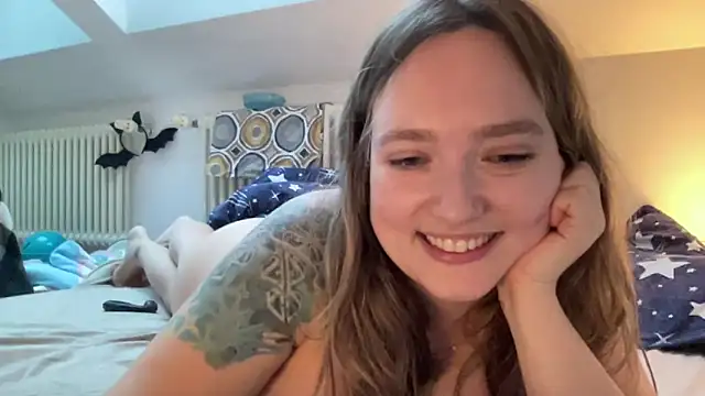 MyMegann's cam snapshot