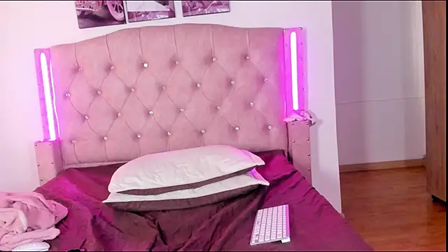 liittle__baby's cam snapshot