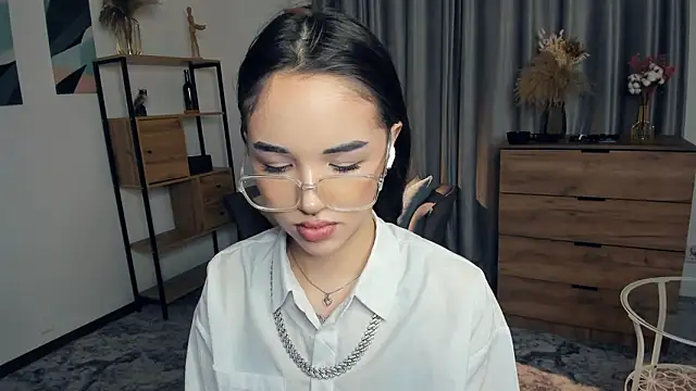 AvantgardAlone's cam snapshot