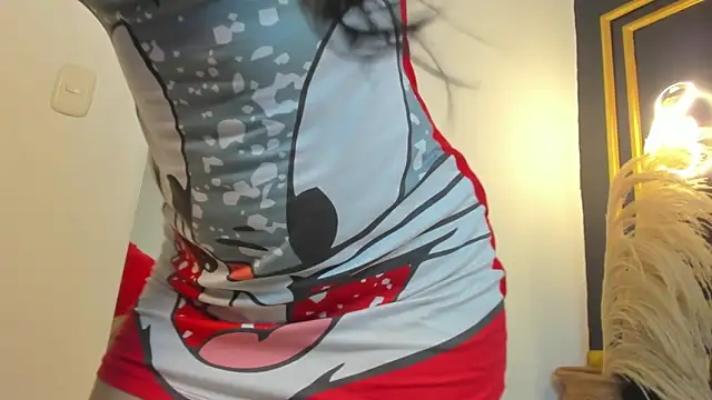 bella_bread's cam snapshot