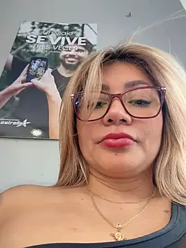 DIANITA_1988 live sex cam