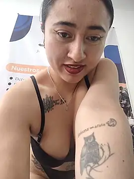 _Sarah-Office1's cam snapshot