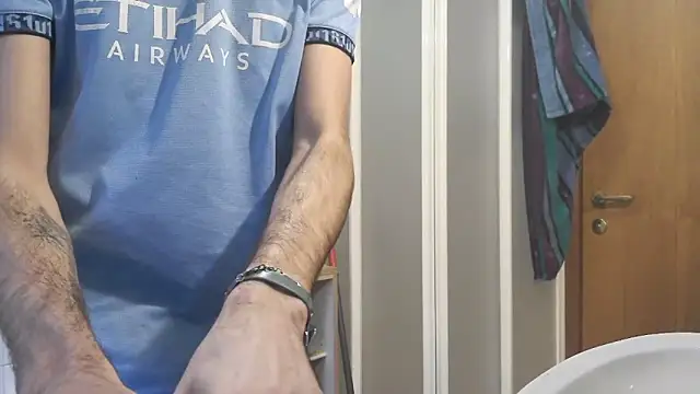 maestroboris95's cam snapshot