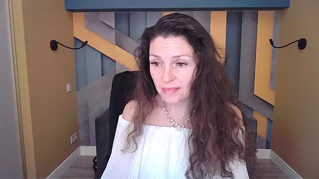 EllaLong's cam snapshot