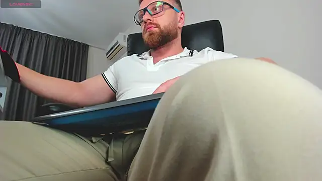 Findom_guy's cam snapshot