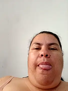 yaneth_'s cam snapshot