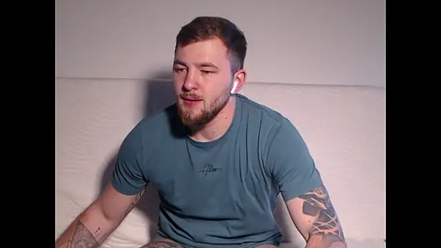 BLue_eyed_Bully's cam snapshot