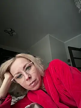 LuxuryNika's cam snapshot