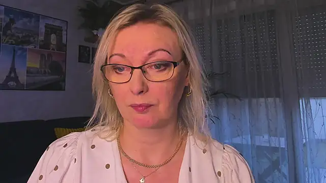 vanessa_chat's cam snapshot