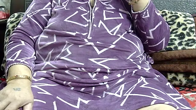 Kavya_XX's cam snapshot