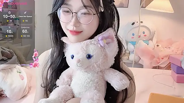 Luminous4173 live sex cam