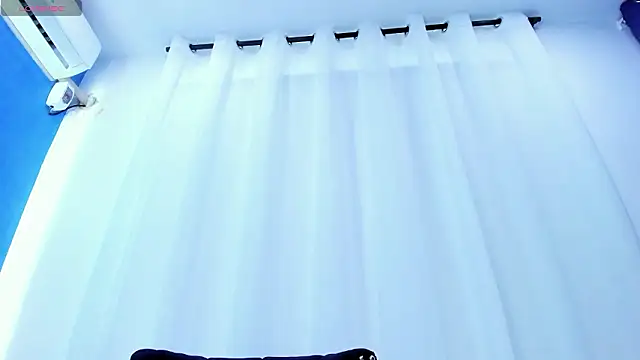 Becca_hill_'s cam snapshot