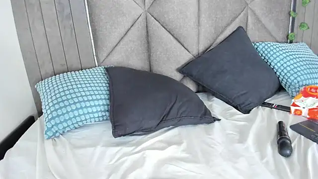 MyApril__ live sex cam