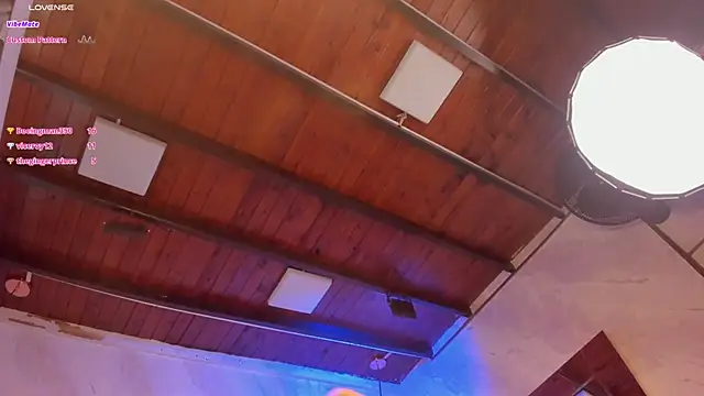 ari_monet live sex cam