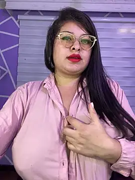 MiiaaJoness live sex cam