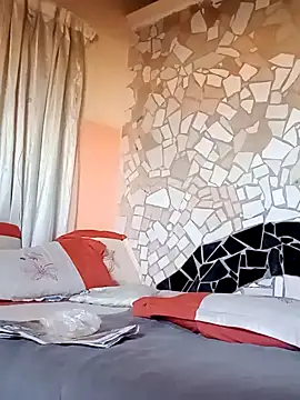 Pretty_miss_devilxxx35's cam snapshot