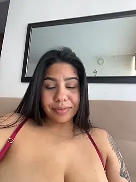 downsonMia live sex cam