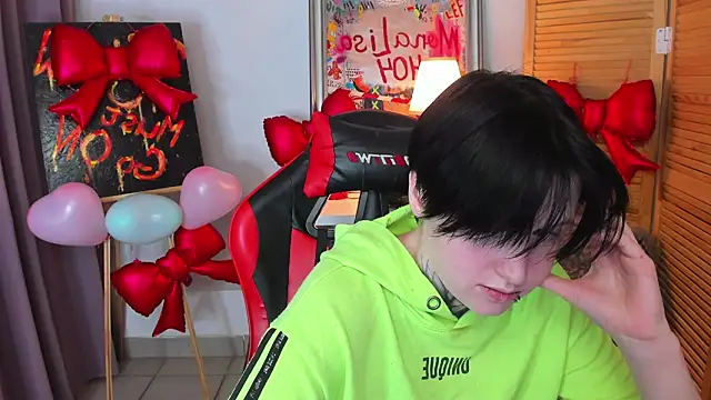 BakugoKatsuki's cam snapshot