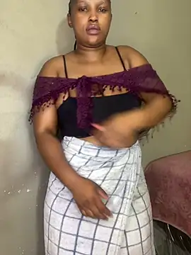 Bellabootie live sex cam