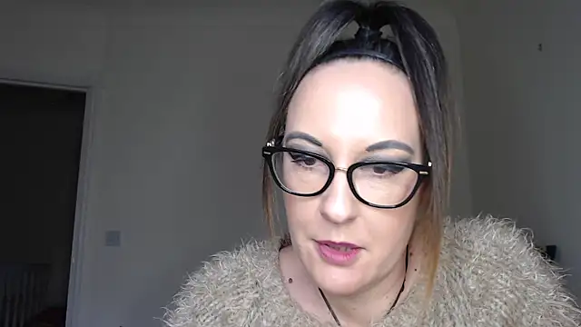 Humiliatrixxxx live sex cam