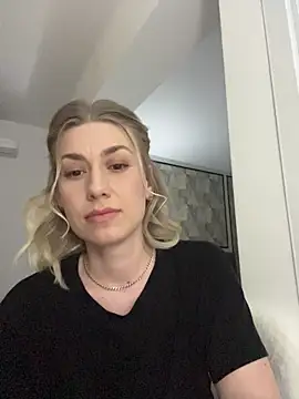 clara_k's cam snapshot