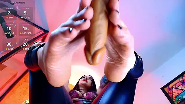 elinne_hendrix_ live sex cam