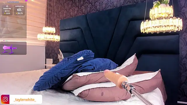 TaylerWhite live sex cam