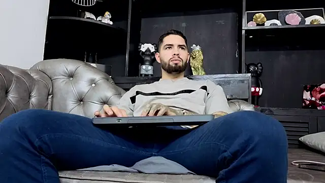 matteosantos live sex cam