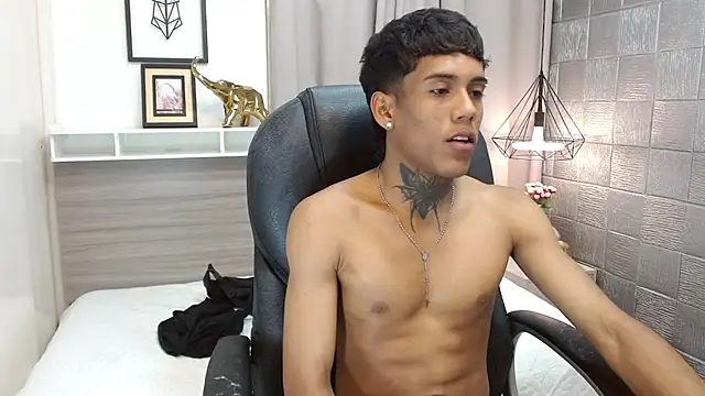 Alan_Cute18's cam snapshot