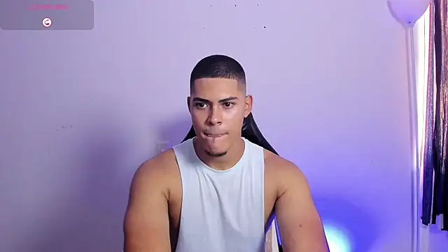 Iamdylan777 live sex cam