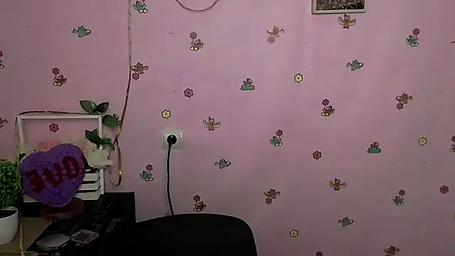 FeelMe__'s cam snapshot