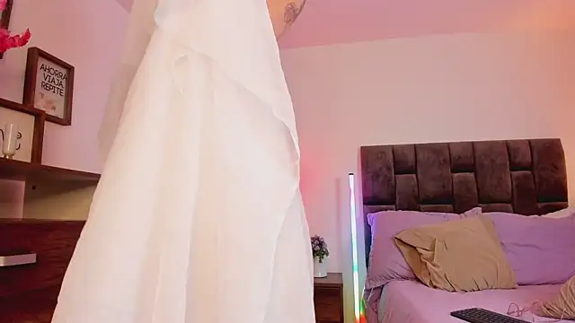 Aliccecullen's cam snapshot