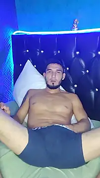 junior_men22's cam snapshot